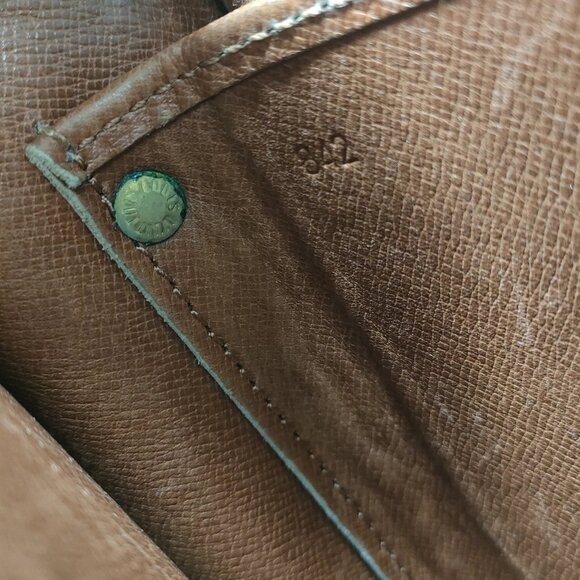 Authentic Louis Vuitton Cartouchiere GM Monogram Shoulder Bag LCMON255-121525 - Picture 8 of 9